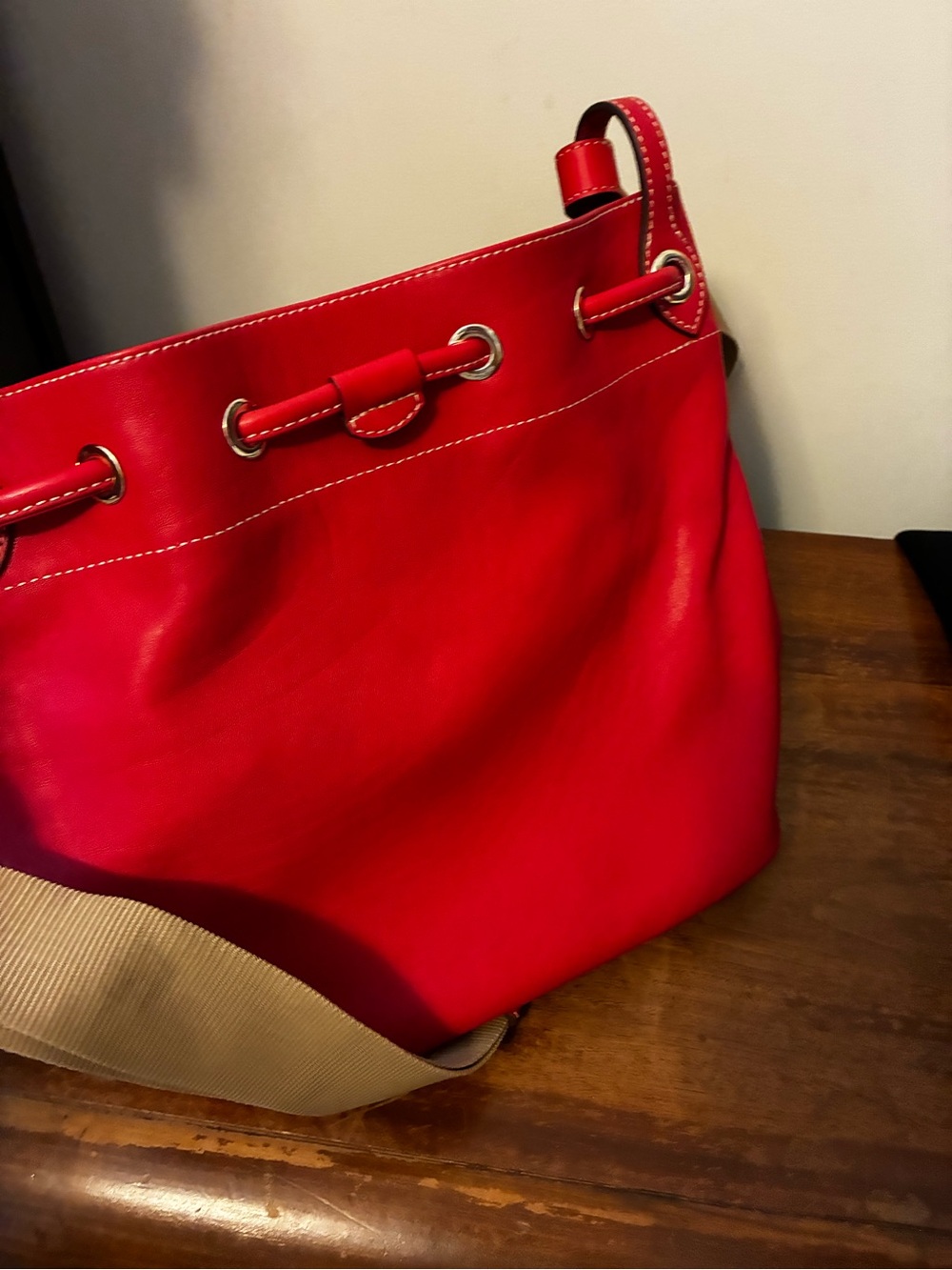 Dooney and Burke - Red Leather Shoulder Bag - Women's Tote